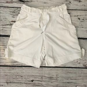 Lululemon Play in the Sun Shorts
